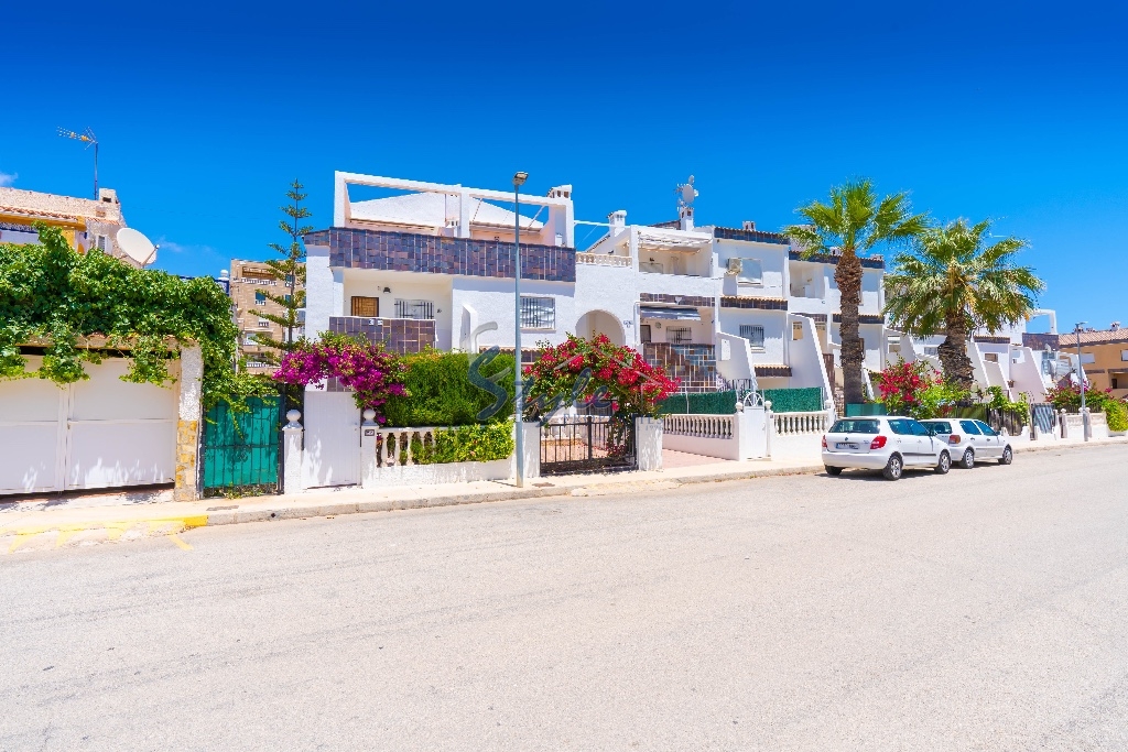 se vende piso en Punta Prima, Torrevieja,Costa Blanca. ID1339