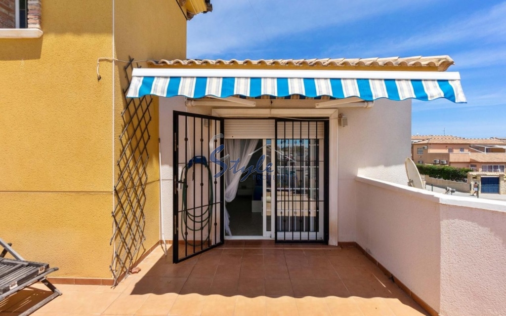 Resale - Villa - Los Altos