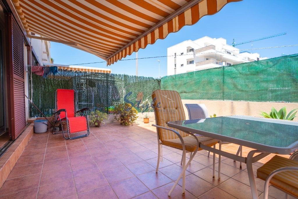 For sale apartment in El Bosque, Playa Flamenca, Orihuela Costa, Spain. ID1710