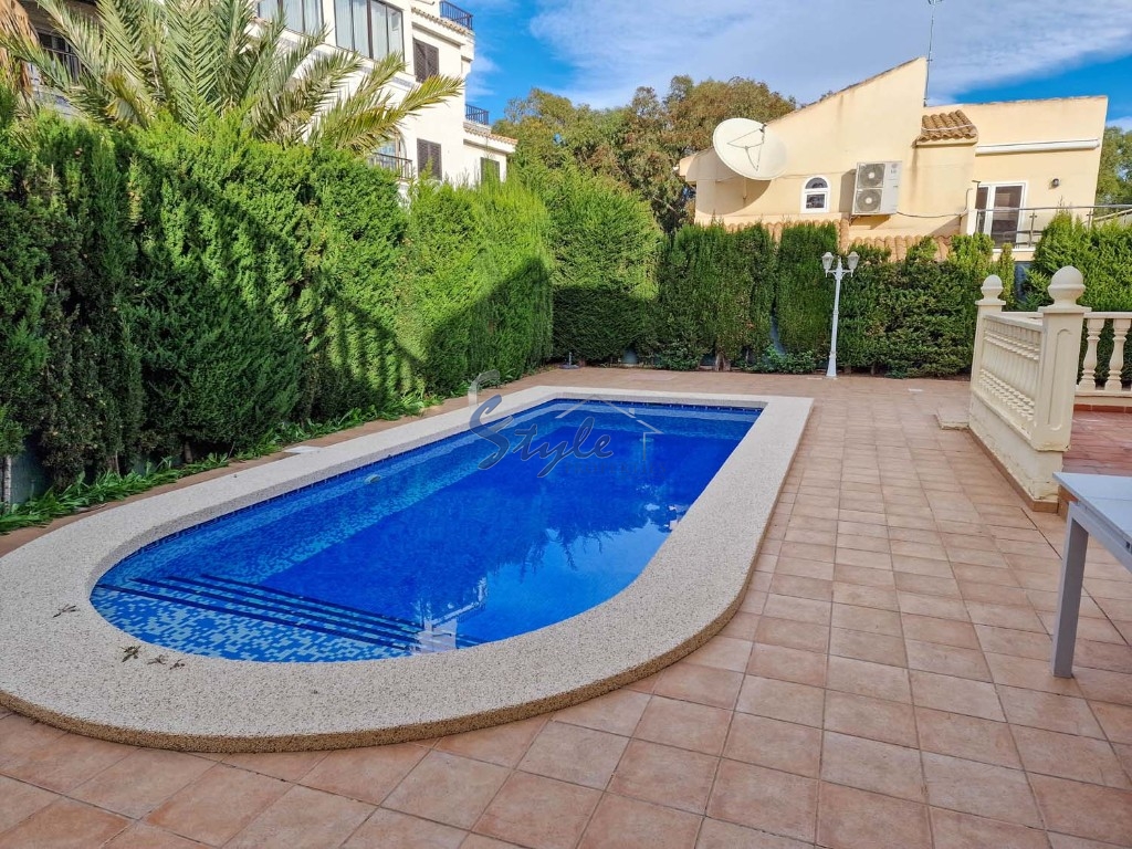 Reventa - Villa - Playa Flamenca