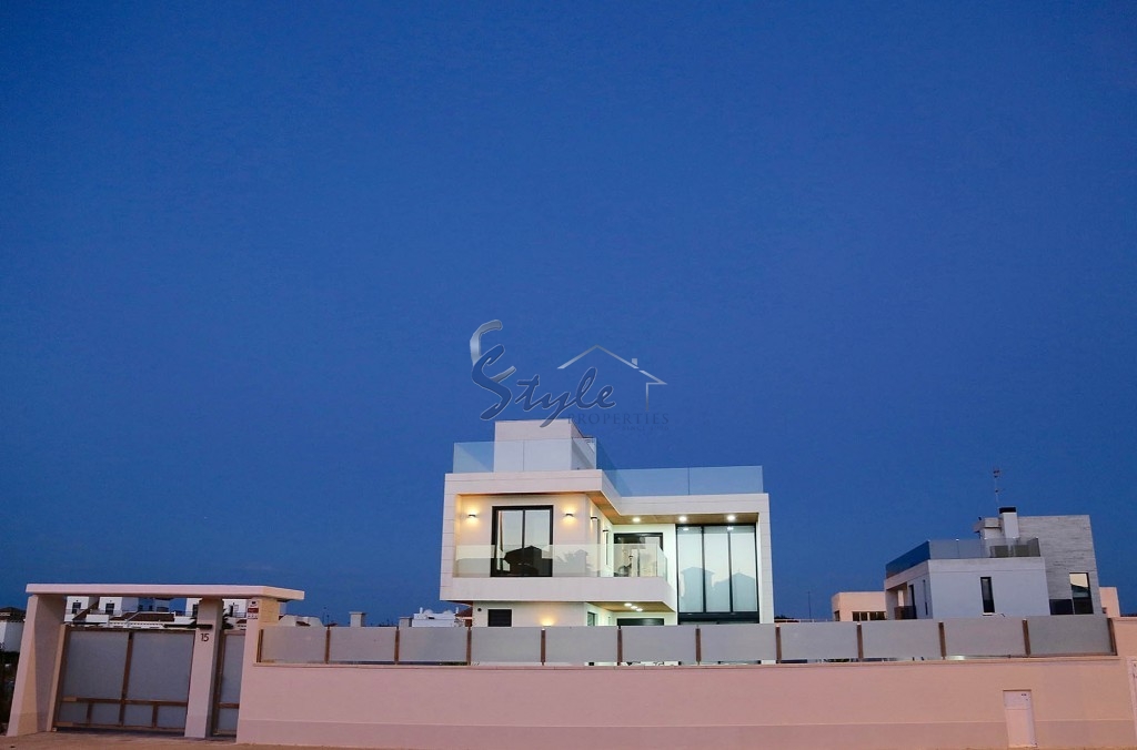 Villa in Dehesa de Campoamor, Costa Blanca, Spain. ON1638