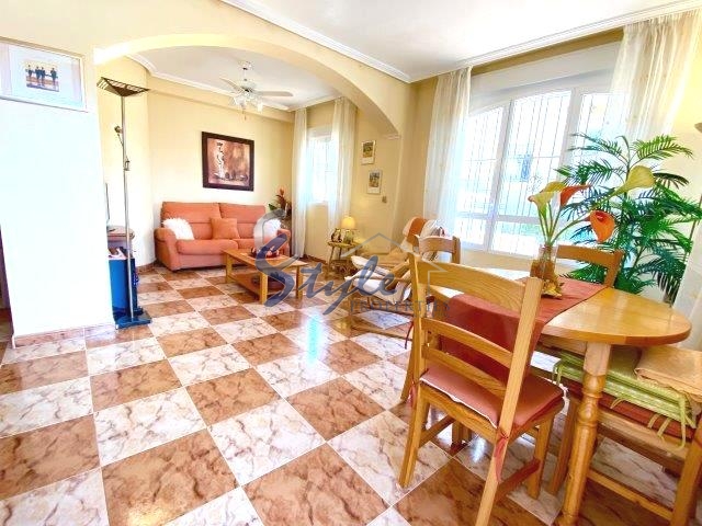 Comprar Casa adosada con jardín privado en venta en Lomas de Cabo Roig, Orihuela Costa ID 6104