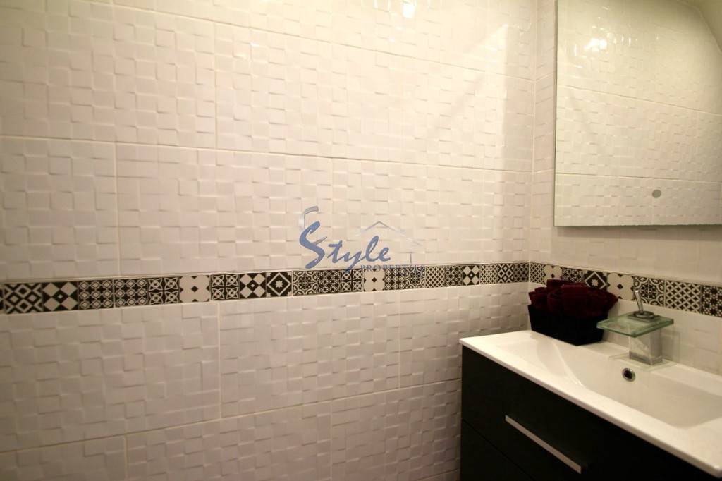Resale - Townhouse - Villamartin