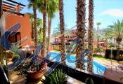 Comprar apartamento con piscina en Villamartin cerca del golf. ID 6115