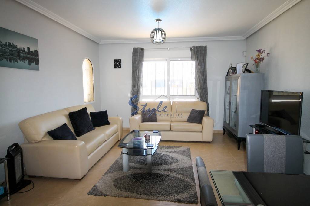Resale - Villa - Cabo Roig