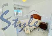 Se vende amplio apartamento a 250 m de la playa en Torrevieja, Costa Blanca, España. ID1741