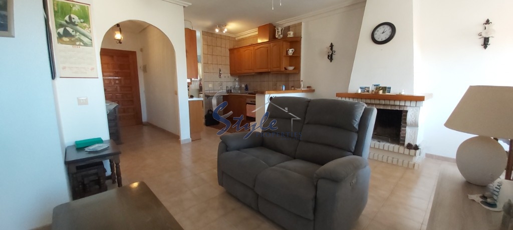For sale south facing apartment in gated community in Punta Prima, Costa Blanca, Spain. ID1742