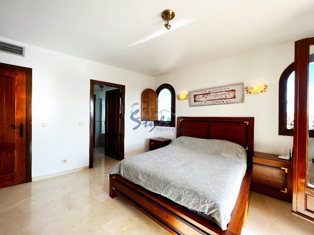 Resale - Apartment - Punta Prima