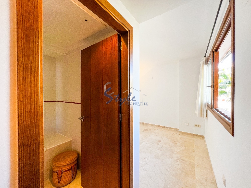 Resale - Apartment - Punta Prima