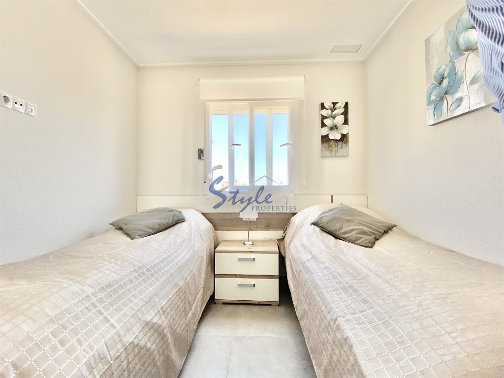 Resale - Apartment - Punta Prima