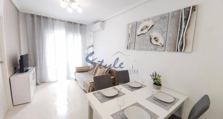 Buy apartment just 900 meters to the beach in Torrevieja, Costa Blanca. ID: 6171