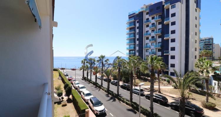 Se vende apartamento de 2 dormitorios a 100 metros del mar en Punta Prima, Costa Blanca, España. ID1650