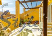 Comprar adosado con jardín en La Veleta, Torrevieja, a 200 m de la playa. ID 6180