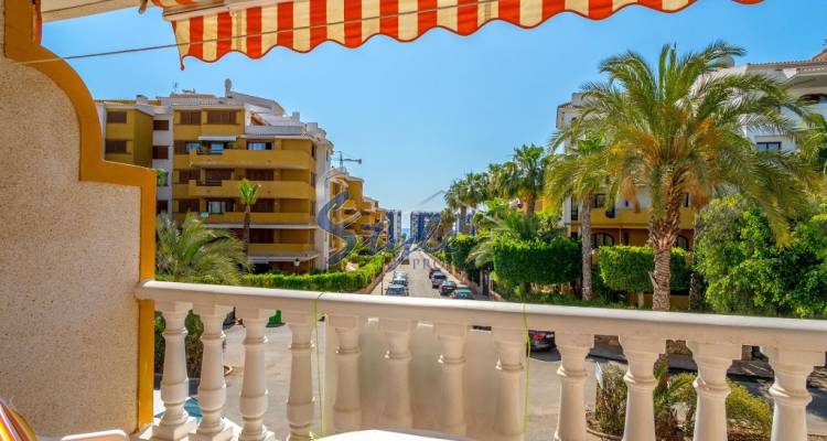 For sale beach side apartment in Rocio Mar, Punta Prima, Torrevieja , Costa Blanca, Spain. ID1815