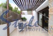 Comprar villa con piscina en Lomas de Cabo Roig, Orihuela Costa cerca del mar. ID 6190