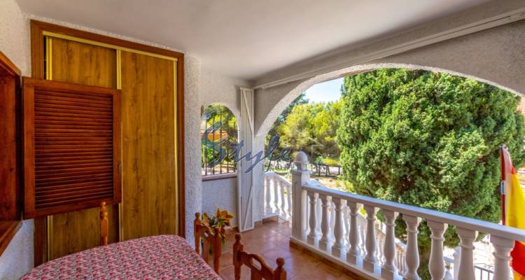 Buy Bungalow with nice view near the sea and beach in Mil Palmeras, Orihuela Costa. ID: 6039