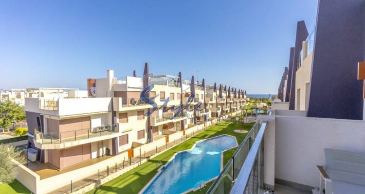 Comprar Apartamento con piscina y cerca del mar en Mil Palmeras, Orihuela Costa. ID: 6239