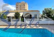 Buy bungalow with garden and pool in Torrevieja. ID 6248