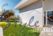 Resale - Villa - Las Colinas