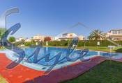 Se vende adosado en Serena III, Playa Flamenca, Orihuela Costa, Costa Blanca.D3099