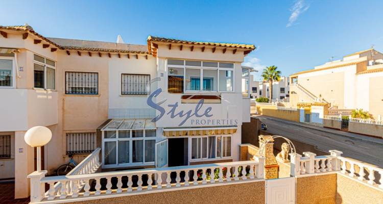 Apartment - top floor is for sale in La Cinuelica R3, Punta Prima, Costa Blanca, Spain. ID 2726