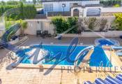 Resale - Villa - Villamartin