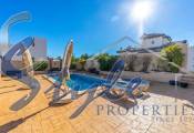 Resale - Villa - Villamartin