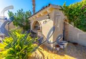 Resale - Villa - Villamartin