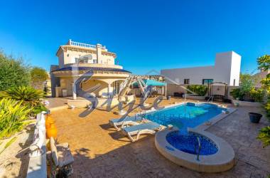 Villa - Resale - Villamartin - Villamartin