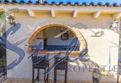 Resale - Villa - Villamartin