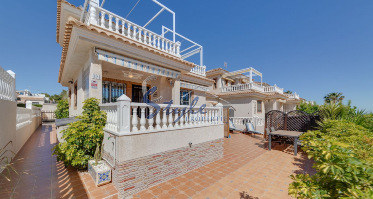 For sale villa with 4 bedrooms in La Zenia, Orihuela Costa, Spain. ID1417