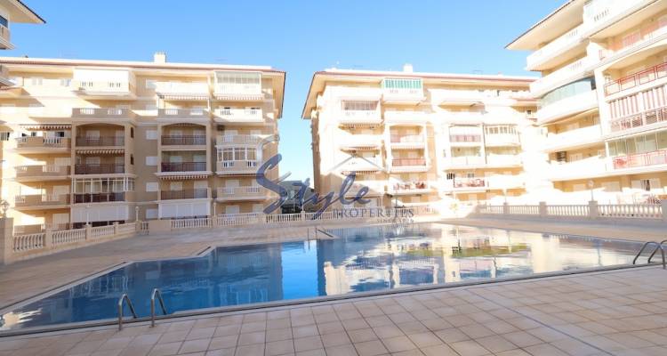 Buy apartment close to the beach in La Mata, Torrevieja. ID 6266