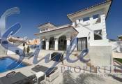 4 bedroom Villa for sale in Ciudad Quesada, Costa Blanca, Spain ID2057