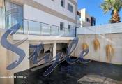 Купить отдельную виллу на море с прекрасным садом и бассейном в Los Balcones, Торревьеха, на Коста Бланке. ID 6312