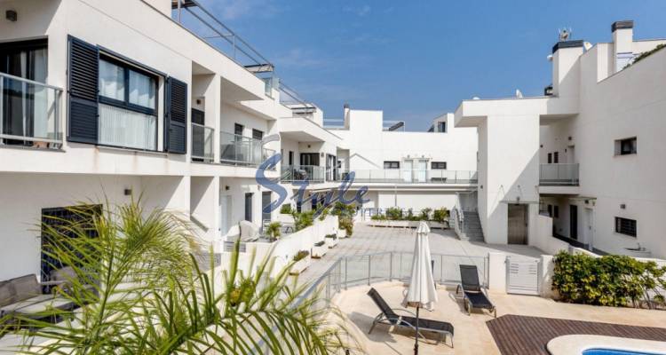 For sale beachside ground floor apartment in La Mata, Torrevieja, Costa Blanca, Spain. ID 1654