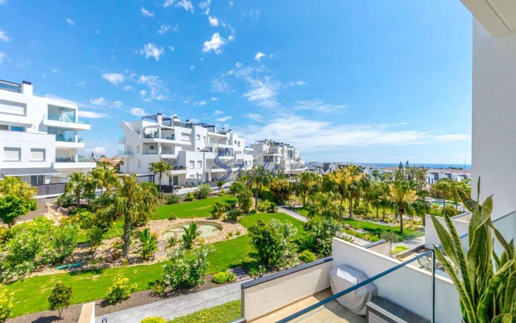 Se vende apartamento moderno en una nueva comunidad en Punta Prima, Los Altos, Costa Blanca. ID2670