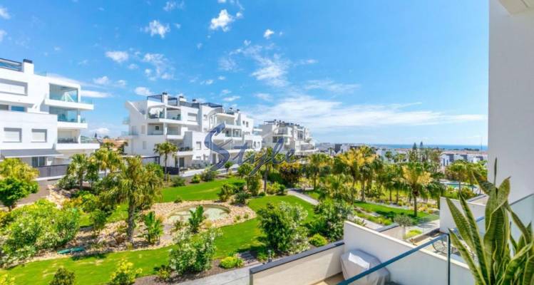 Se vende apartamento moderno en una nueva comunidad en Punta Prima, Los Altos, Costa Blanca. ID2670